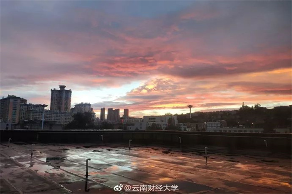 股票中的配资:撬动财富的杠杆,亦是风险的深渊