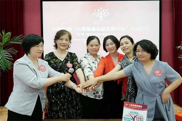 专家:人民币加速数字化时机前所未有,美元地位恐遭威胁