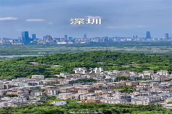 港股持续下跌！恒生科技指数跌幅扩大至3%，恒指跌2%，蔚来跌超8%，中芯国际跌超7%